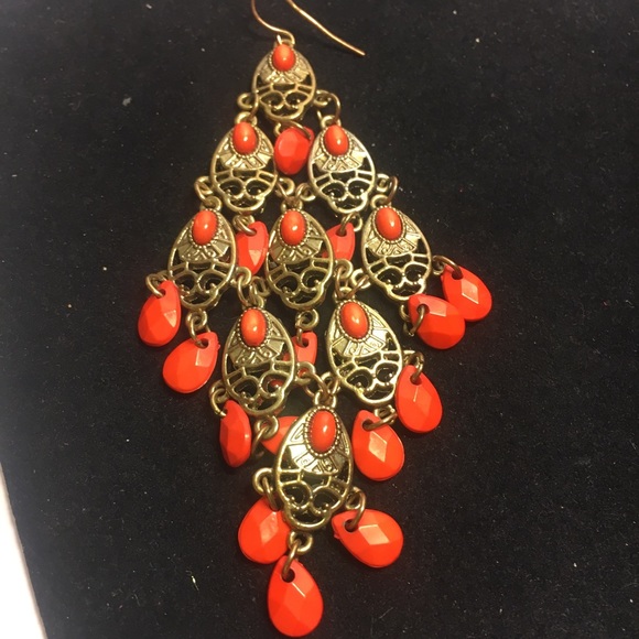 Boho Gold & Coral Beaded Dangling Earrings - Picture 5 of 7